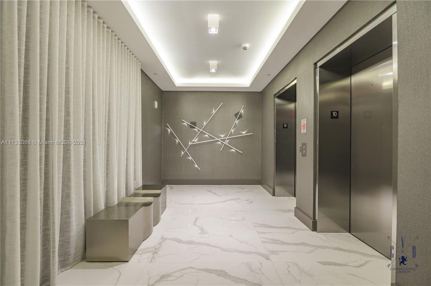 3BR + 3.1 Bath + Den. Stunning unit at The RESERVE MARINA PALMS with 5 star amenities.