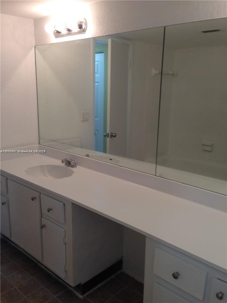 SPRINGCREST CONDO - Residential Lease