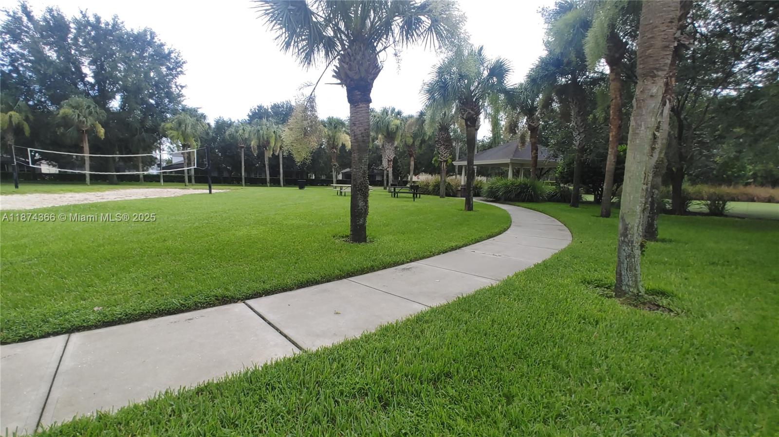 WINDSOR HILLS PHASE THREE - Residential Lease