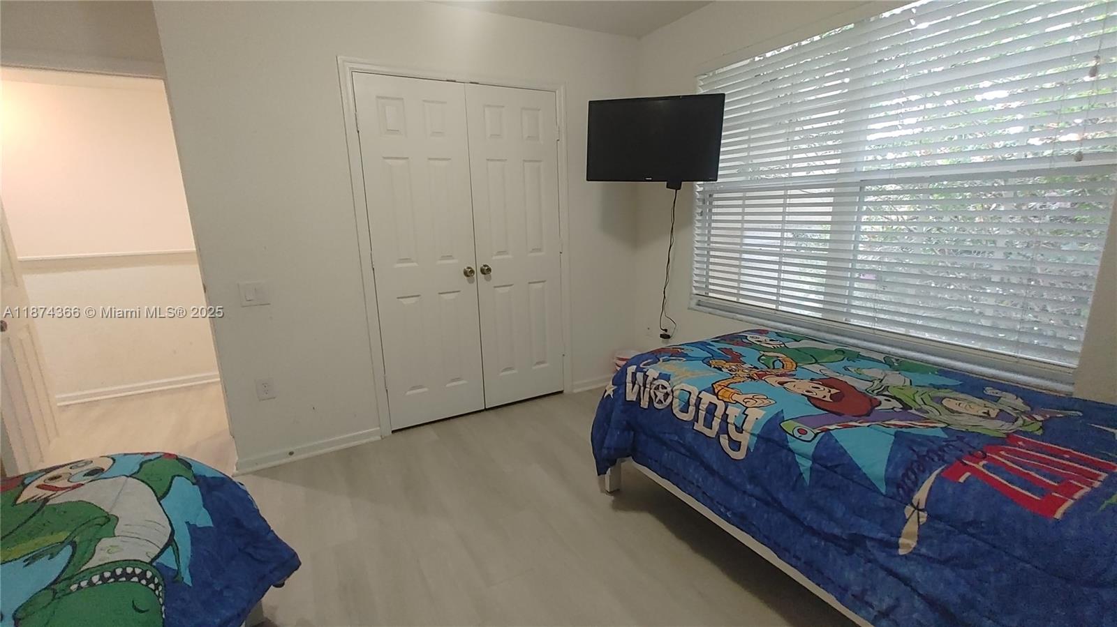 WINDSOR HILLS PHASE THREE - Residential Lease