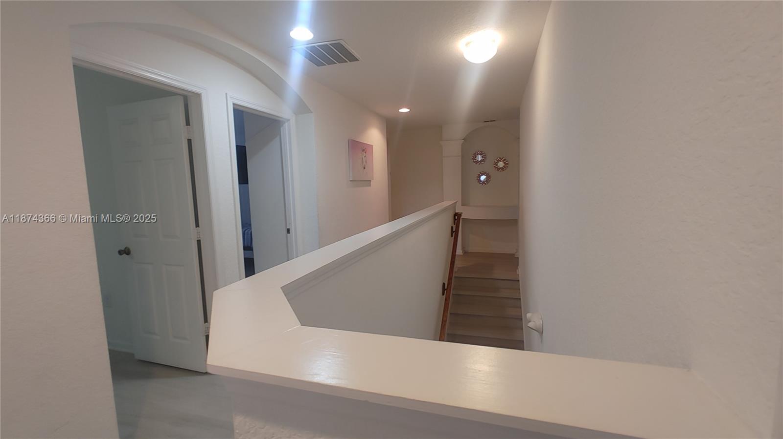 WINDSOR HILLS PHASE THREE - Residential Lease