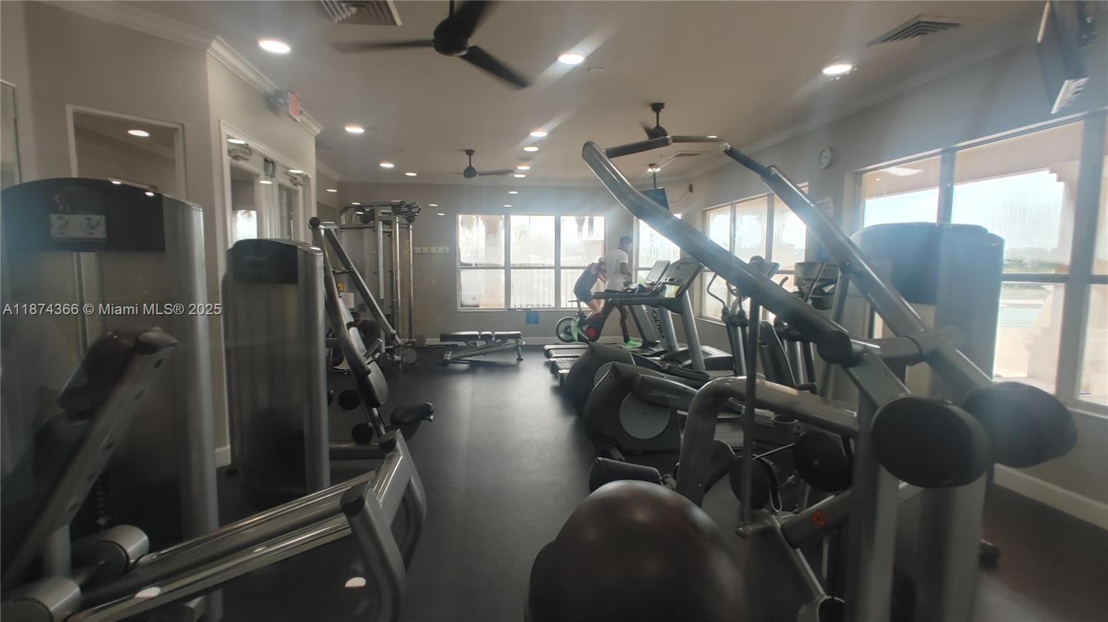 WINDSOR HILLS PHASE THREE - Residential Lease