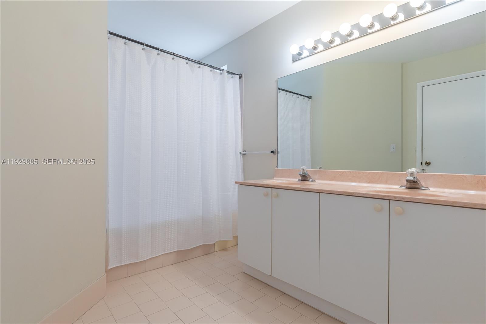 CENTURA PARC AT COCONUT C - Residential