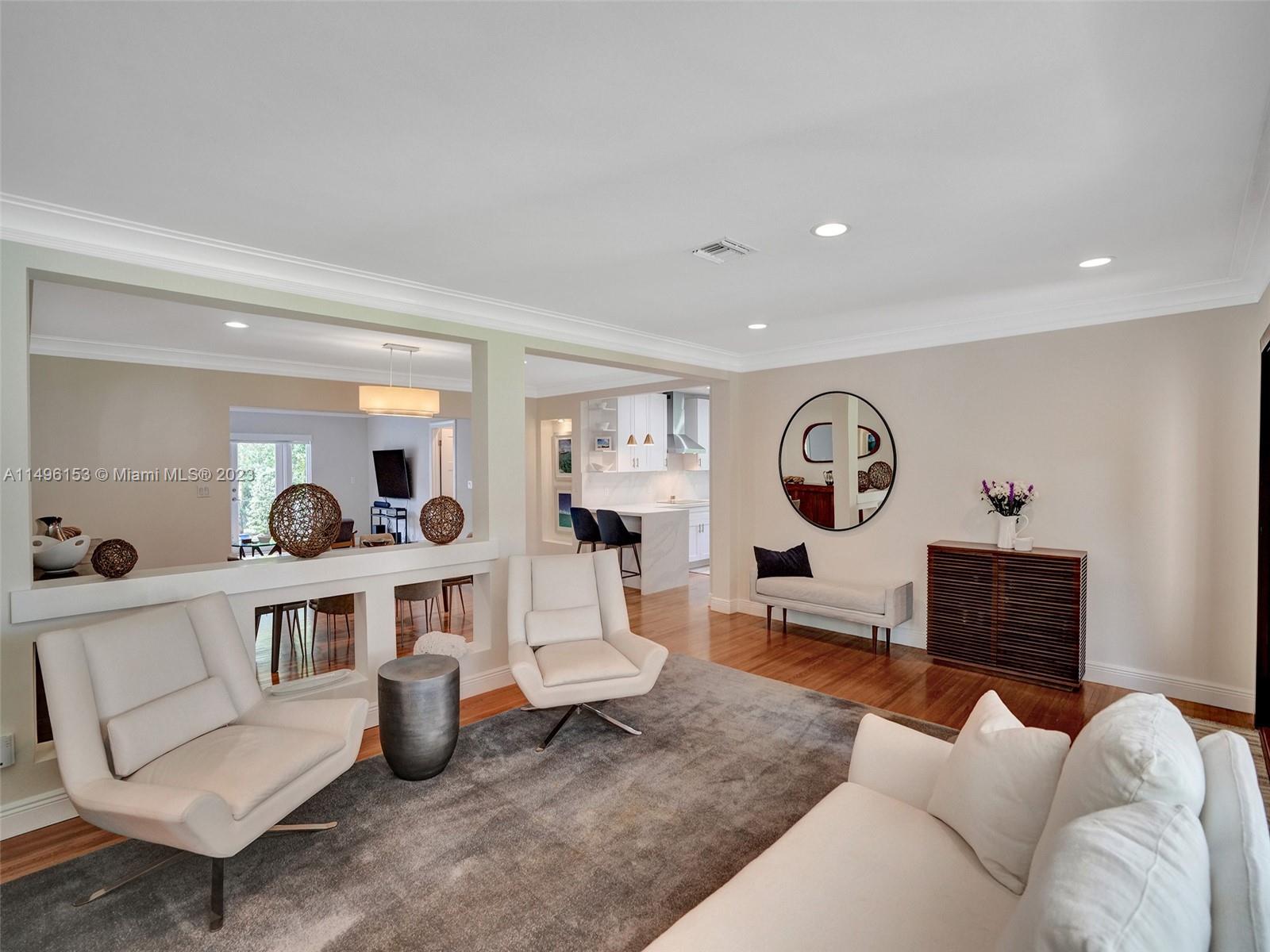 CORAL GABLES RIVIERA SEC - Residential