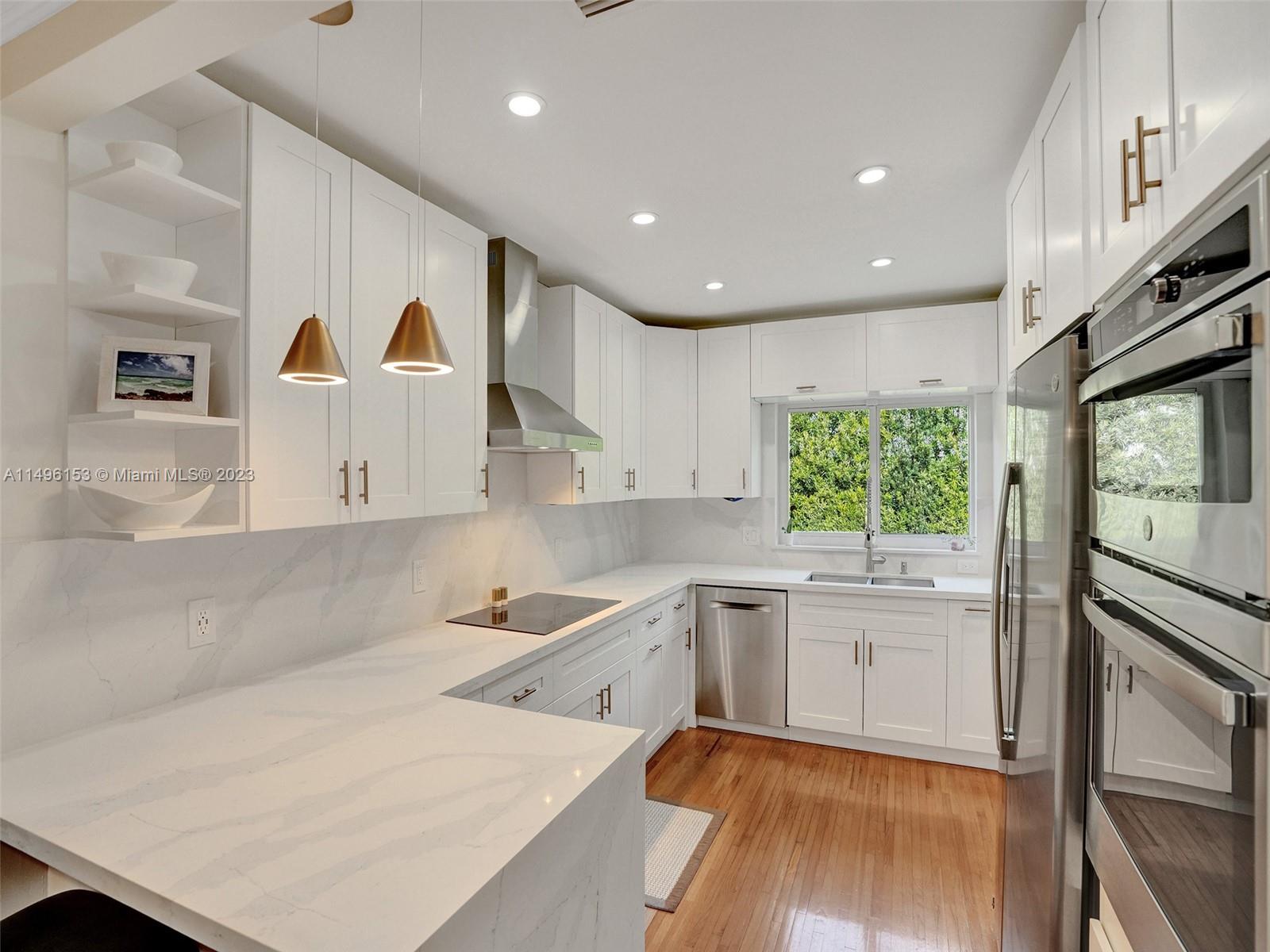 CORAL GABLES RIVIERA SEC - Residential