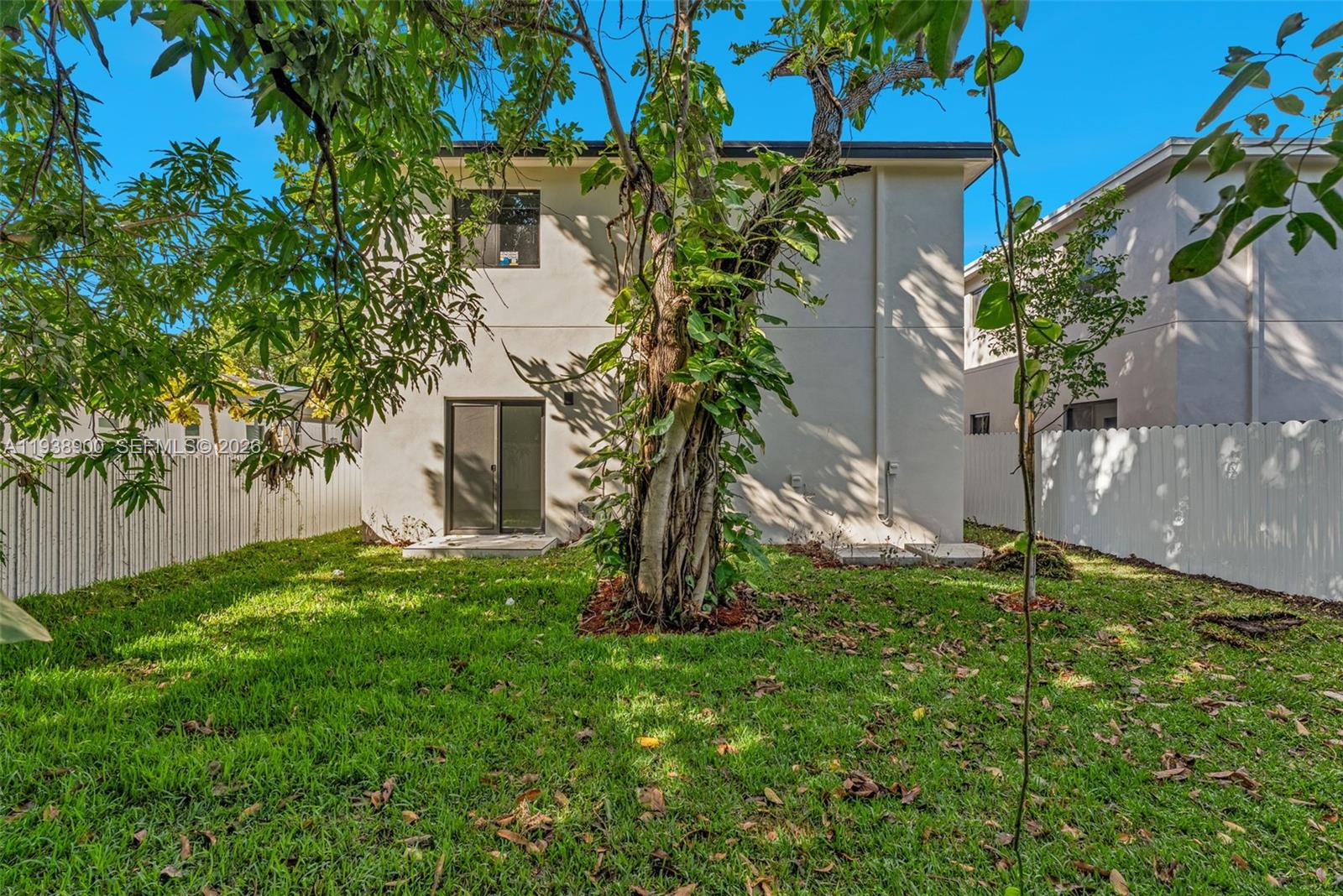HIALEAH HEIGHTS - Residential Income