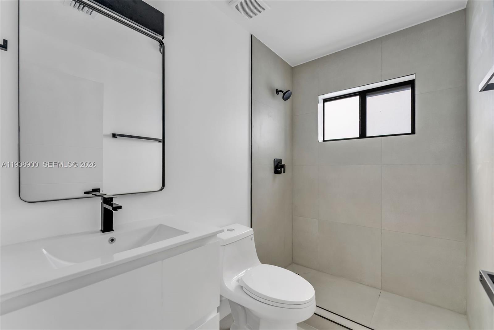 HIALEAH HEIGHTS - Residential Income