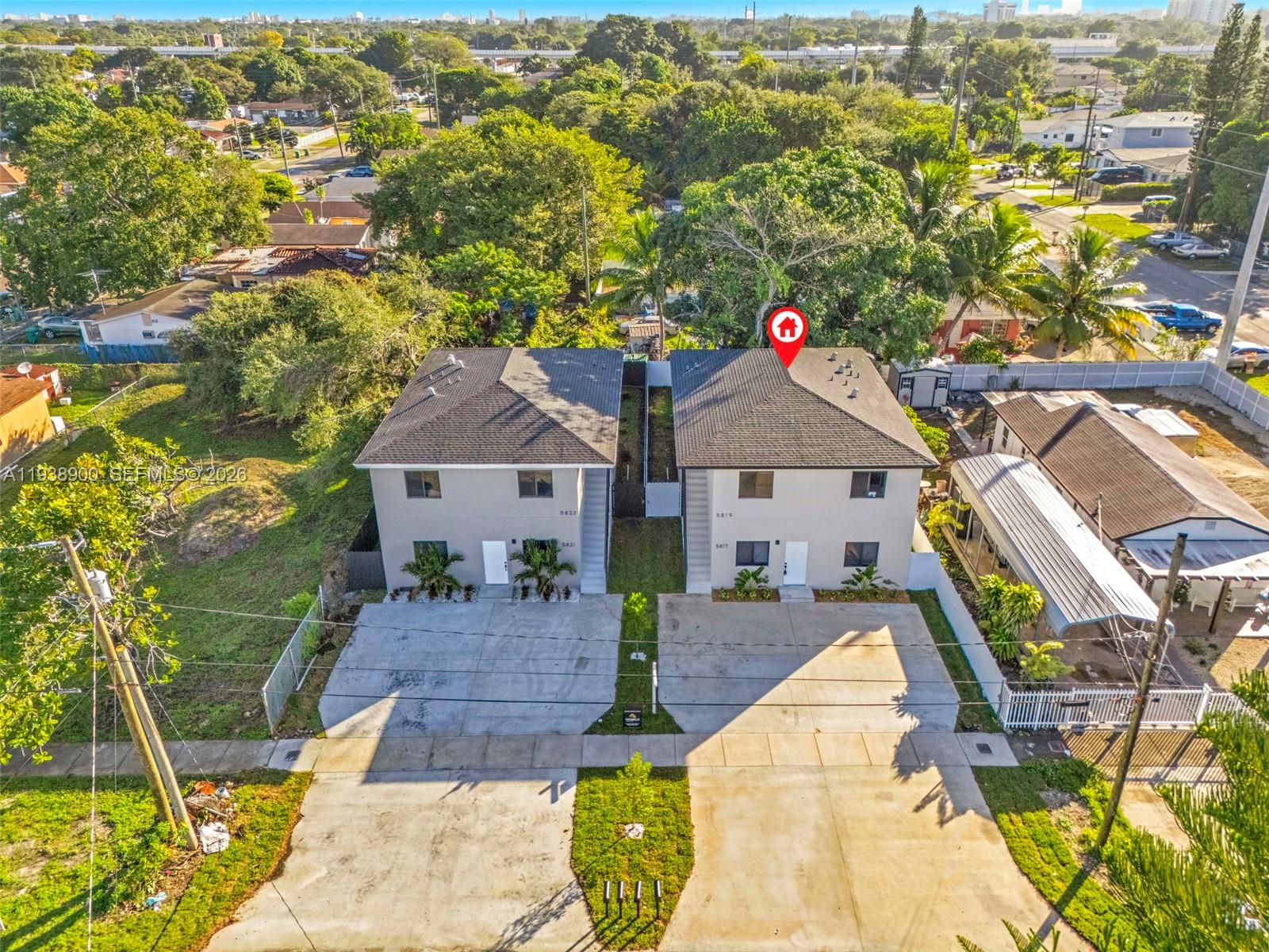 HIALEAH HEIGHTS - Residential Income