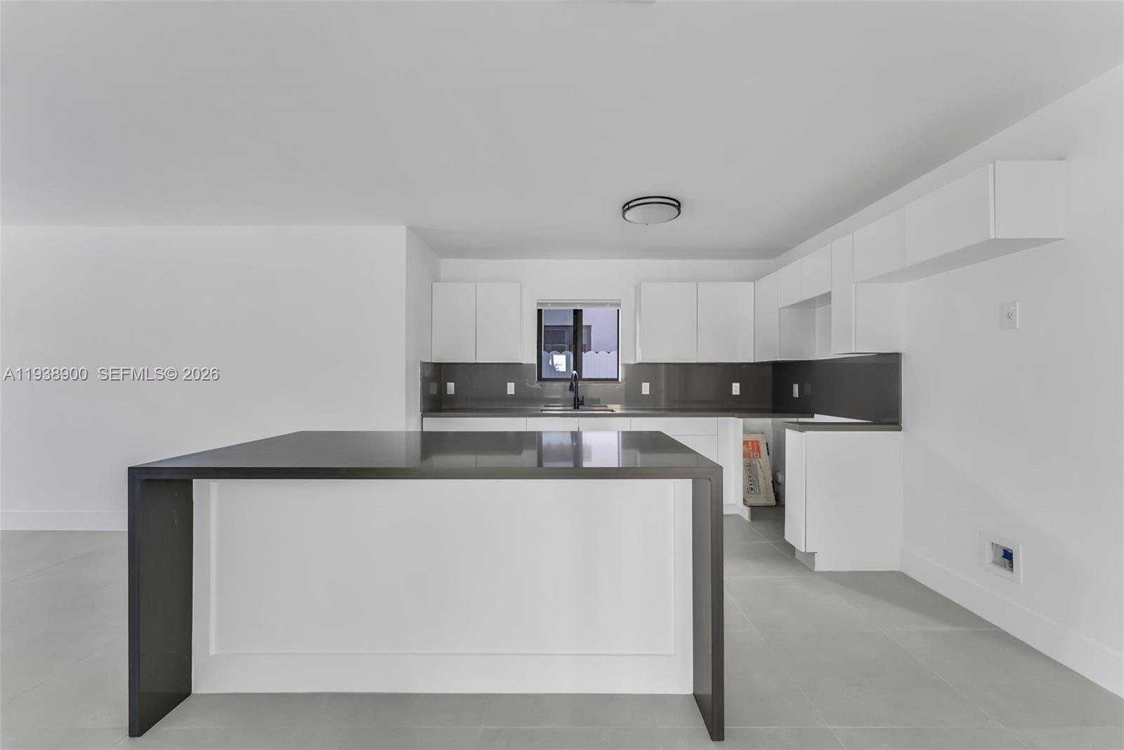 HIALEAH HEIGHTS - Residential Income