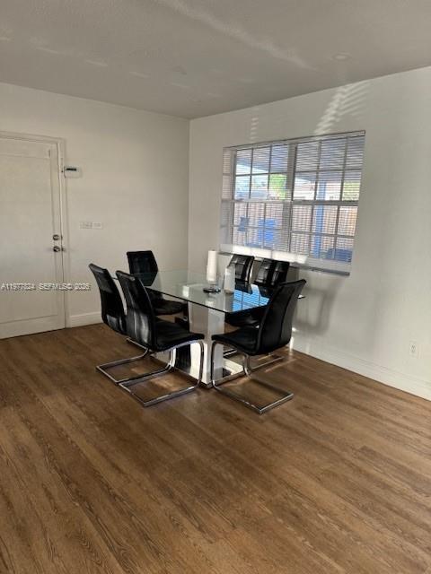 MANOR GARDENS - Residential Lease