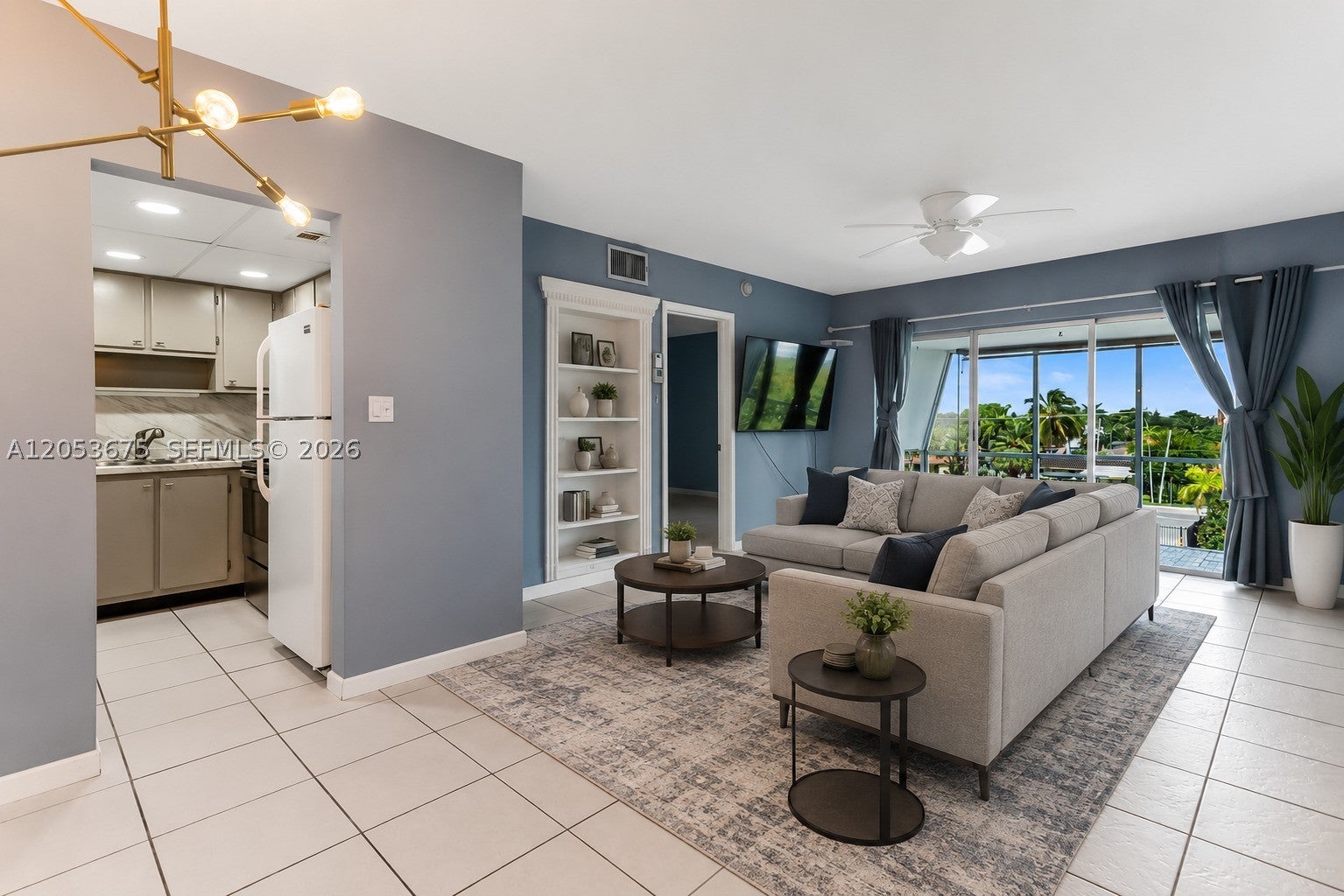3000 NE 16th Ave 405, Oakland Park FL 33334