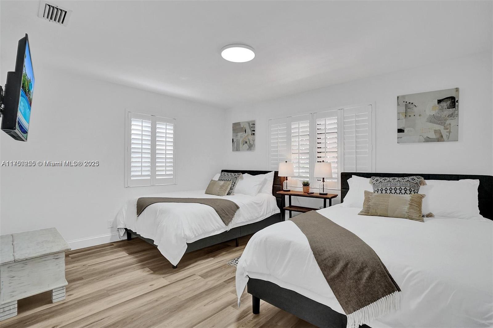 HALLANDALE BY THE SEA - Residential