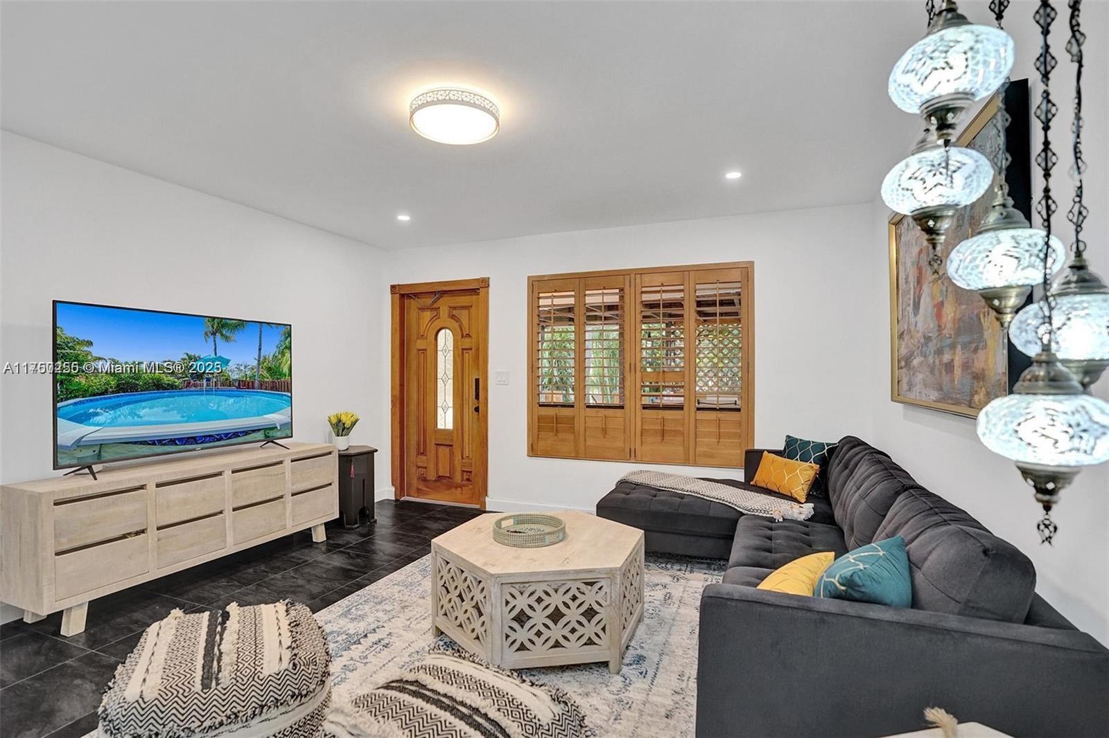 HALLANDALE BY THE SEA - Residential