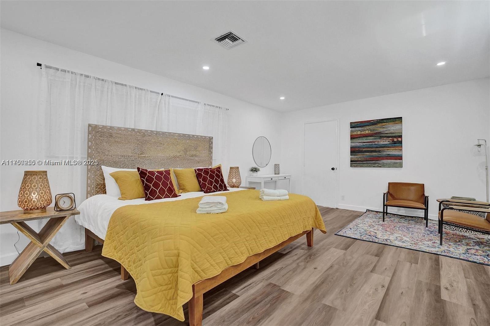 HALLANDALE BY THE SEA - Residential