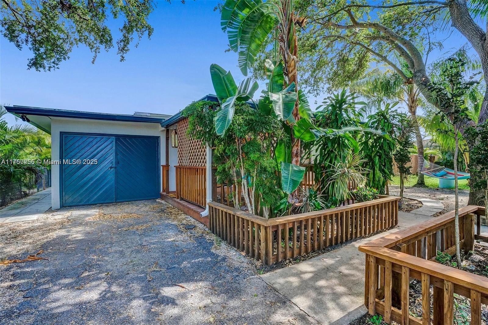 HALLANDALE BY THE SEA - Residential