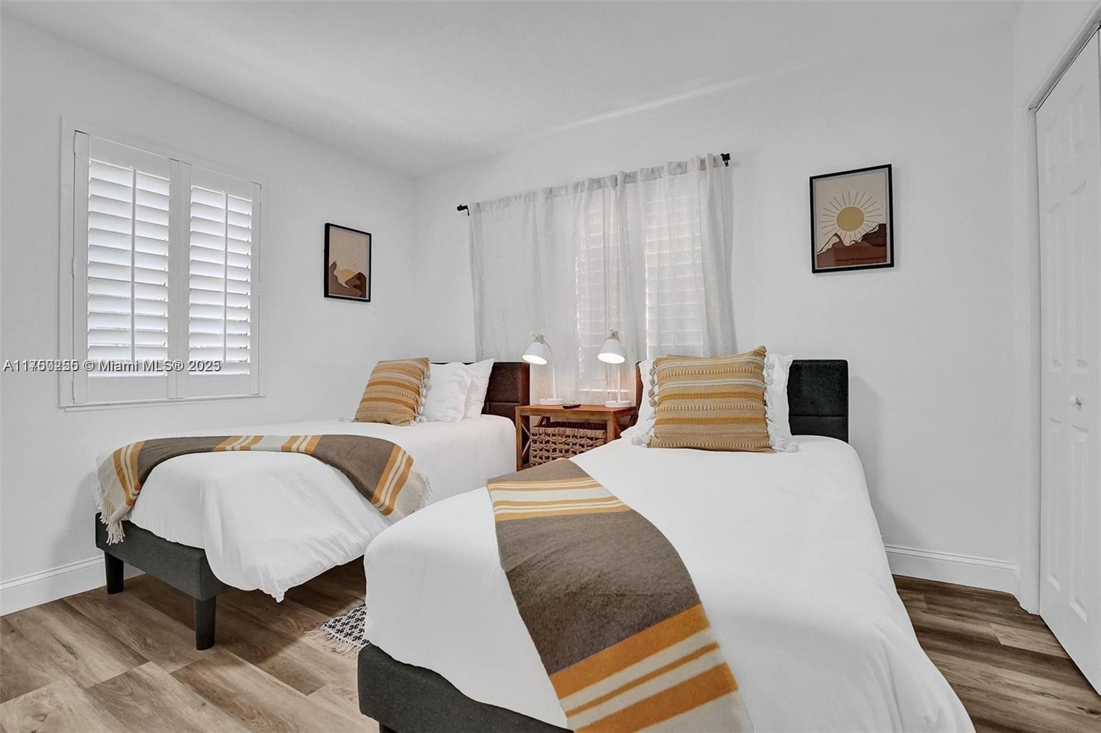 HALLANDALE BY THE SEA - Residential