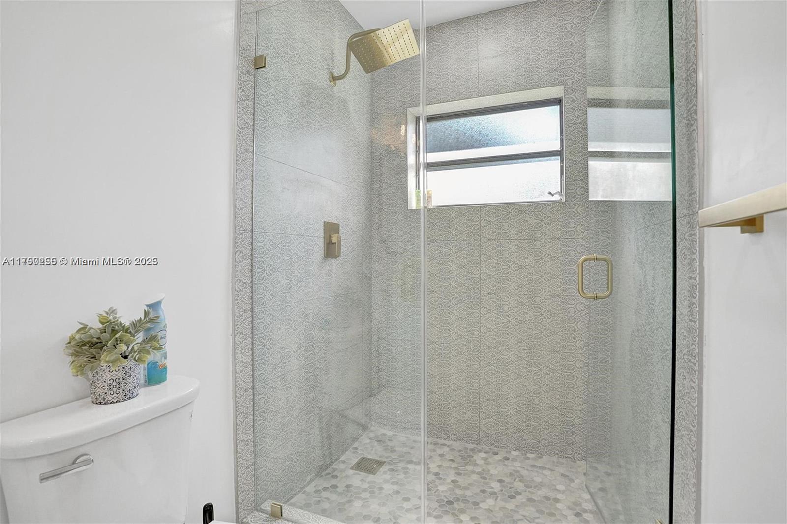 HALLANDALE BY THE SEA - Residential