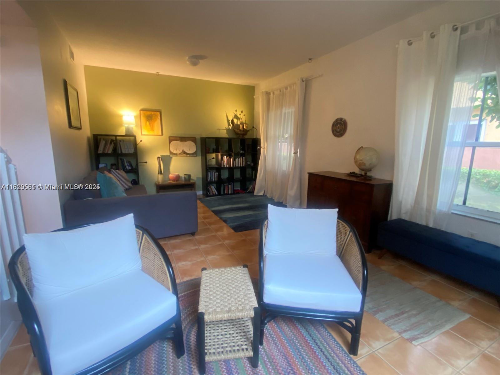 700 SW 106th Ave 2007