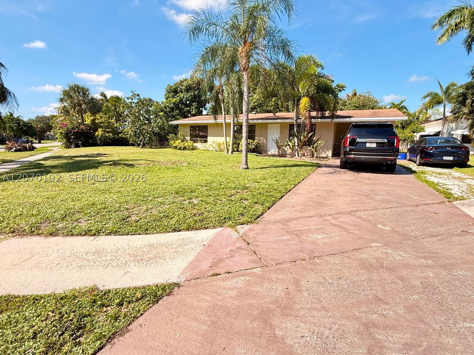 502 Ibis Dr, Delray Beach FL 33444