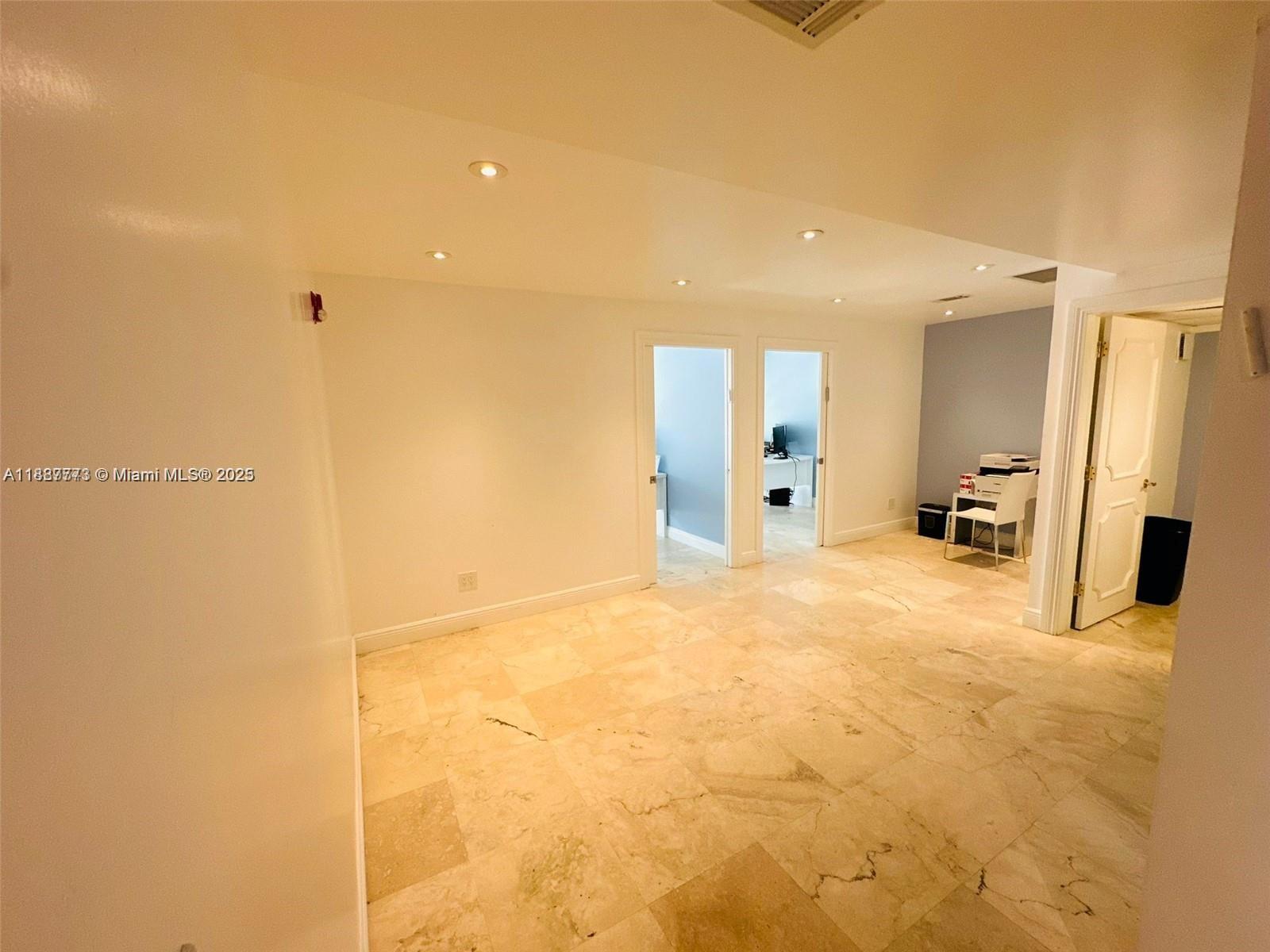 1160 Kane Concourse