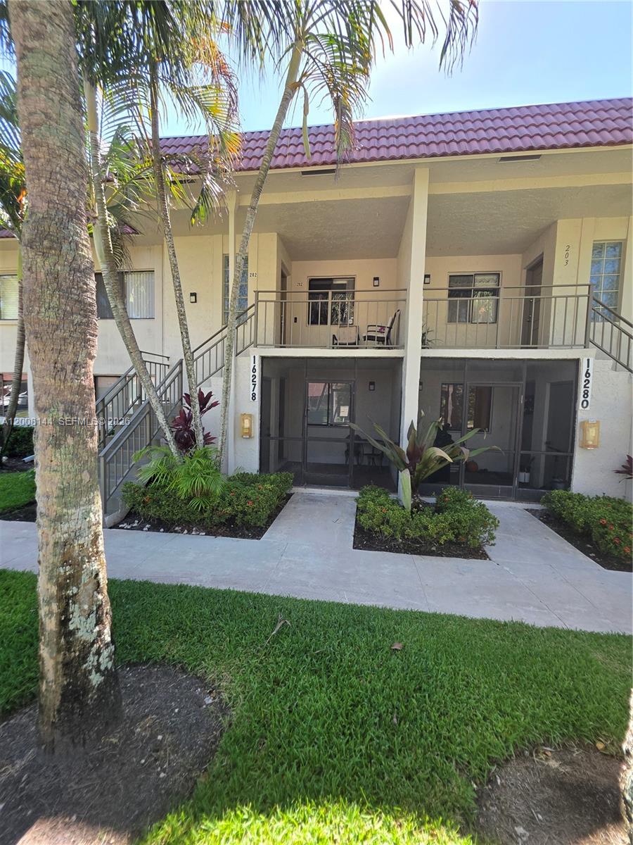 SADDLE CLUB GARDEN APTS A - Residential