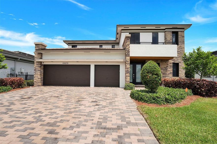 Highly desirable Contemporary Lakefront home in Cascata. Beautiful Two-story home that offers a 4 Bedroom/5 Bathrooms with custom closets. This home was built in 2019 and provides an open floor plan with porcelain tile, Custom Chef Kitchen, Large Pantry, Stainless Steel Appliances and Natural Gas, and Oversized island. Pre-wired SMART home with Ring, upgraded LED lighting, high-end custom draperies, and stylish chandeliers throughout this home. Impact Windows and doors, walking distance to clubhouse. Amenities include a guard gate, 2 Clubhouses, a Sportsplex with a Fitness center, Spin and Exercise rooms, pools, kids slash parks and play parks, outdoor/indoor basketball courts, a ballroom, billiards room, tennis, saunas and so much more.