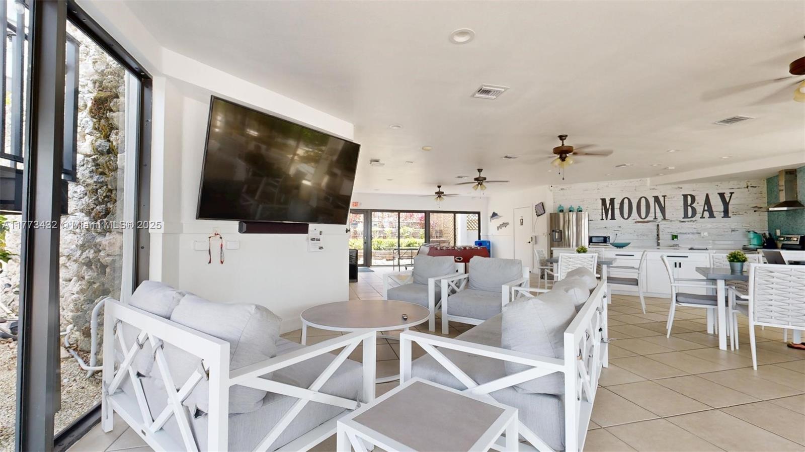 Moon Bay - Residential