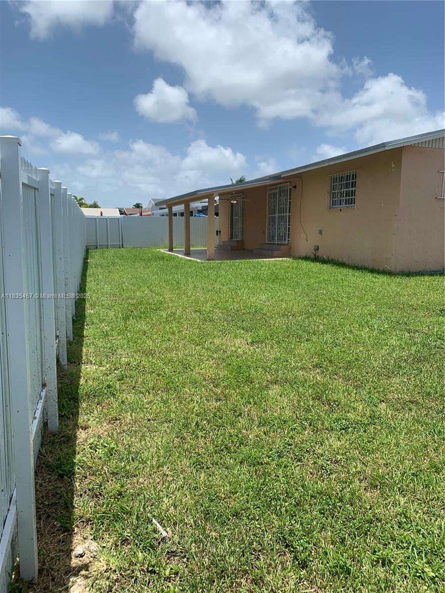 OLD CUTLER COVE - Residential