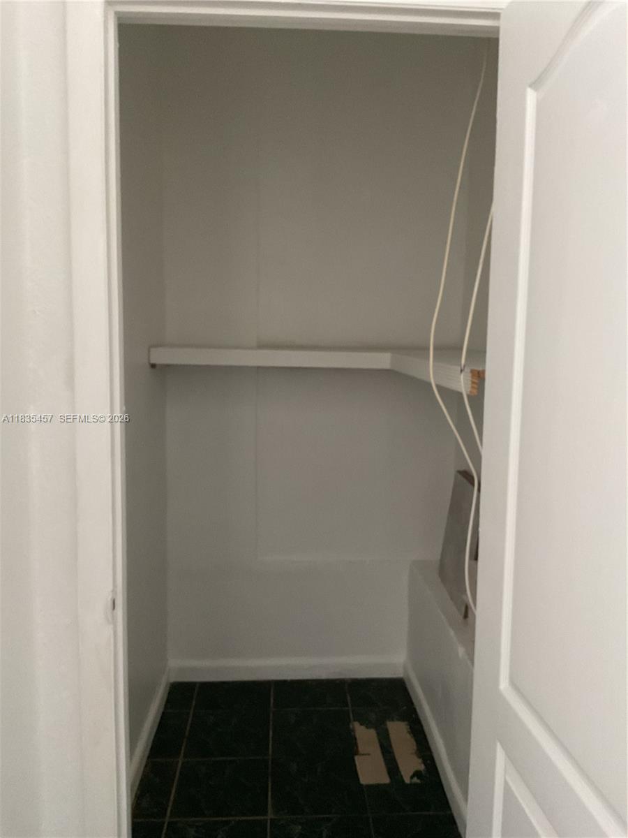 OLD CUTLER COVE - Residential