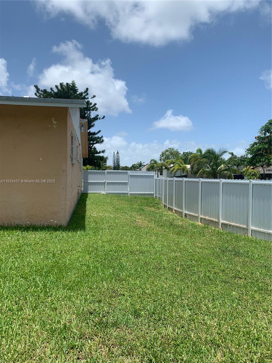 OLD CUTLER COVE - Residential