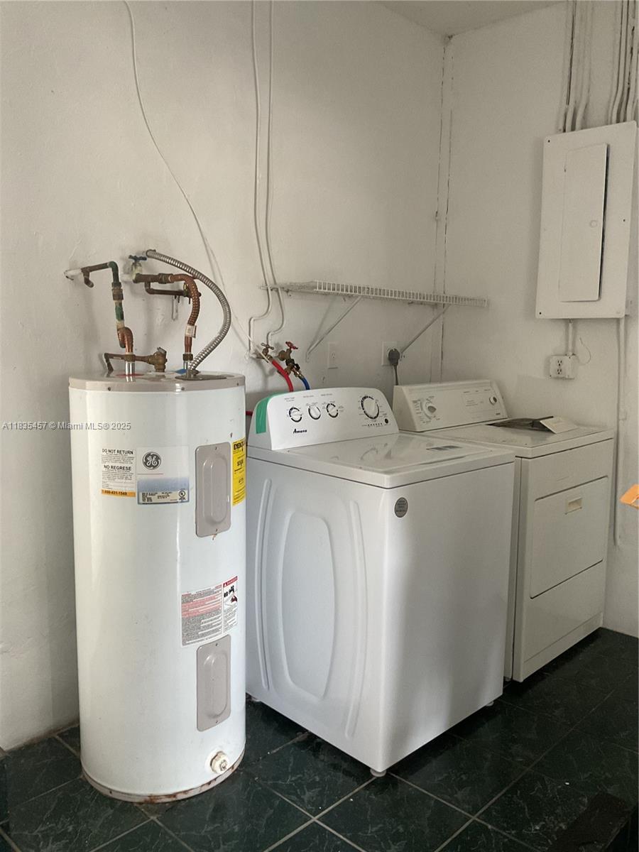 OLD CUTLER COVE - Residential