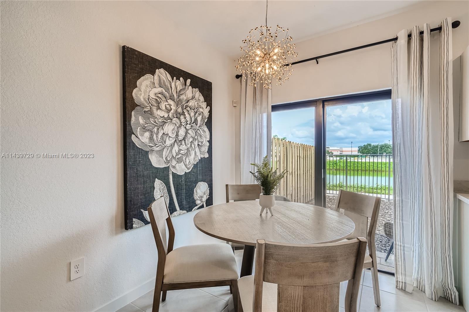 Palm Cay - Residential