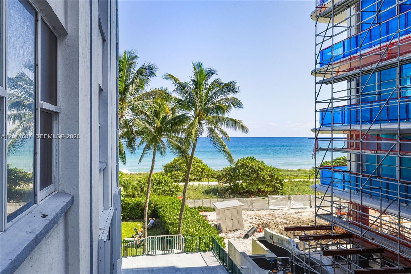 CARLISLE ON THE OCEAN CON - Residential Lease