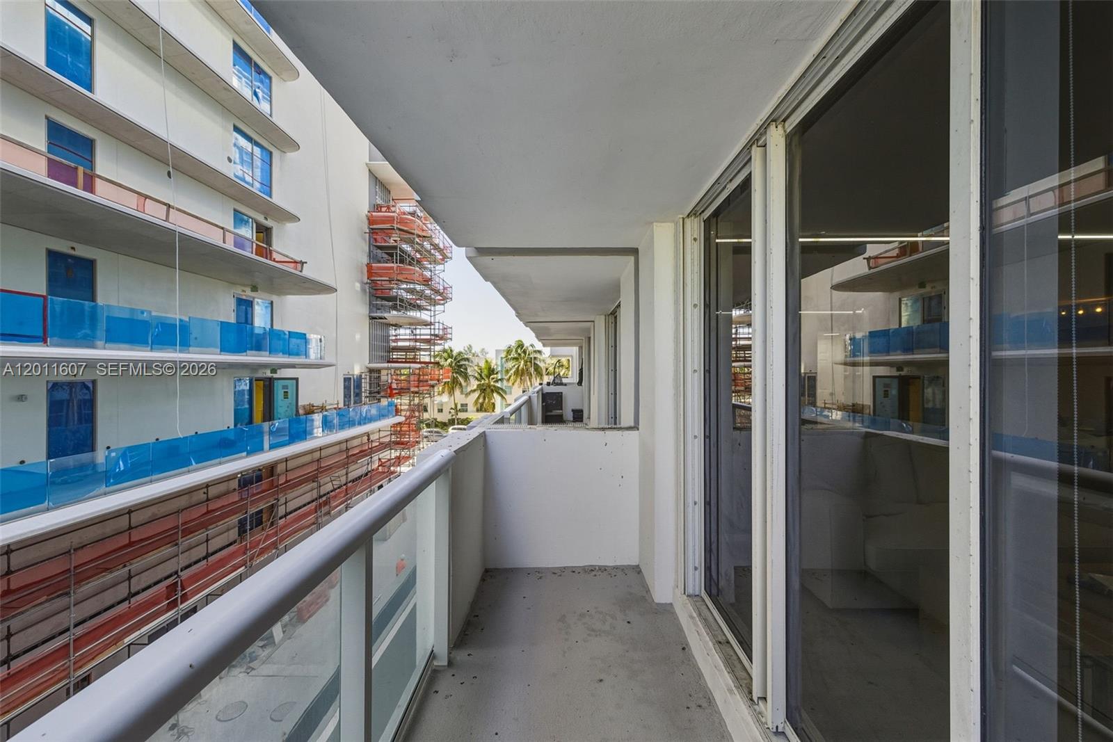 CARLISLE ON THE OCEAN CON - Residential Lease