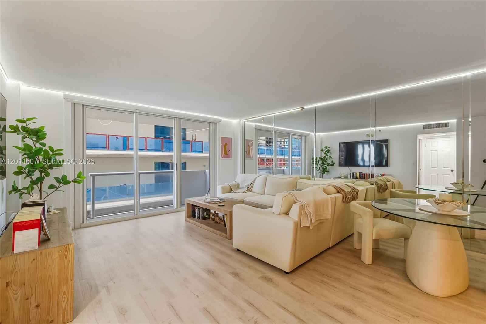9195 Collins Ave 404