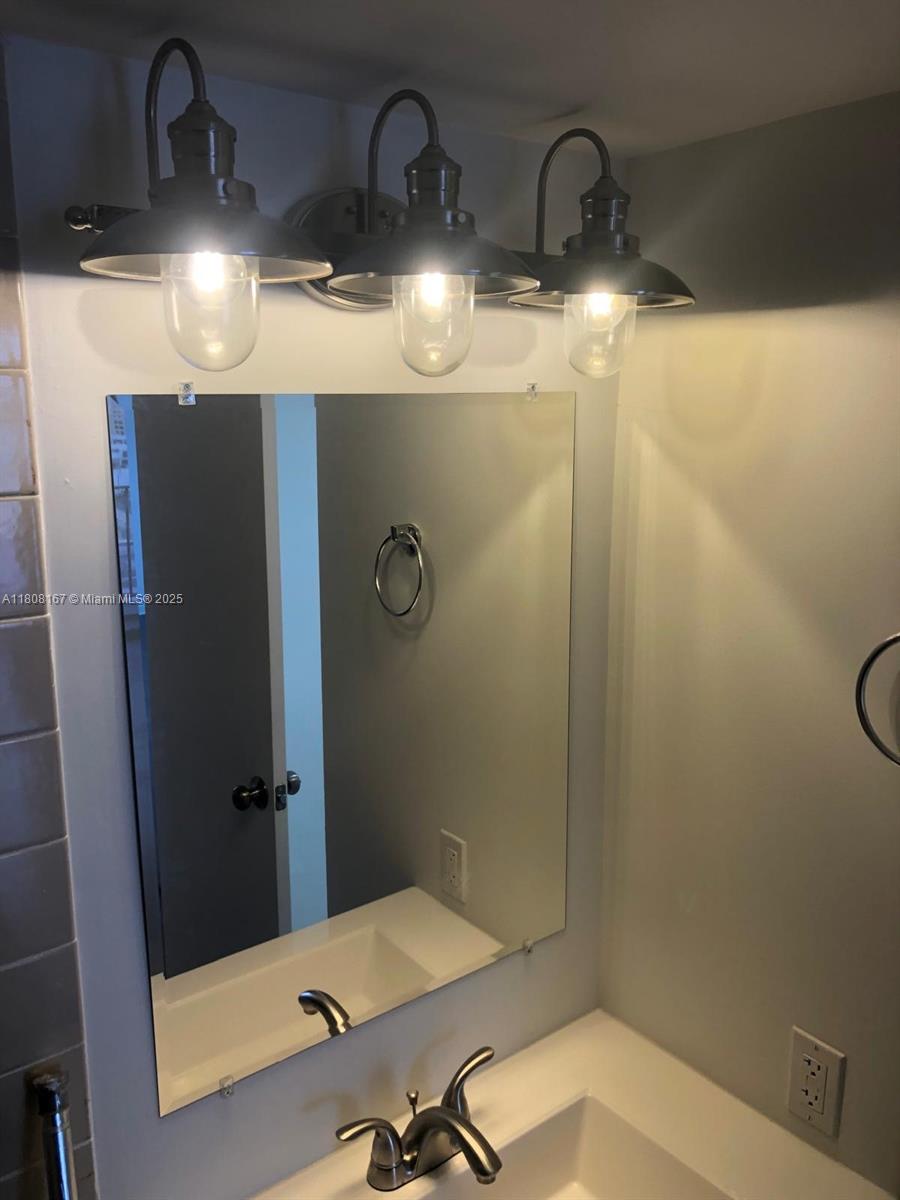 CORAL GABLES TOWER CONDO - Residential Lease