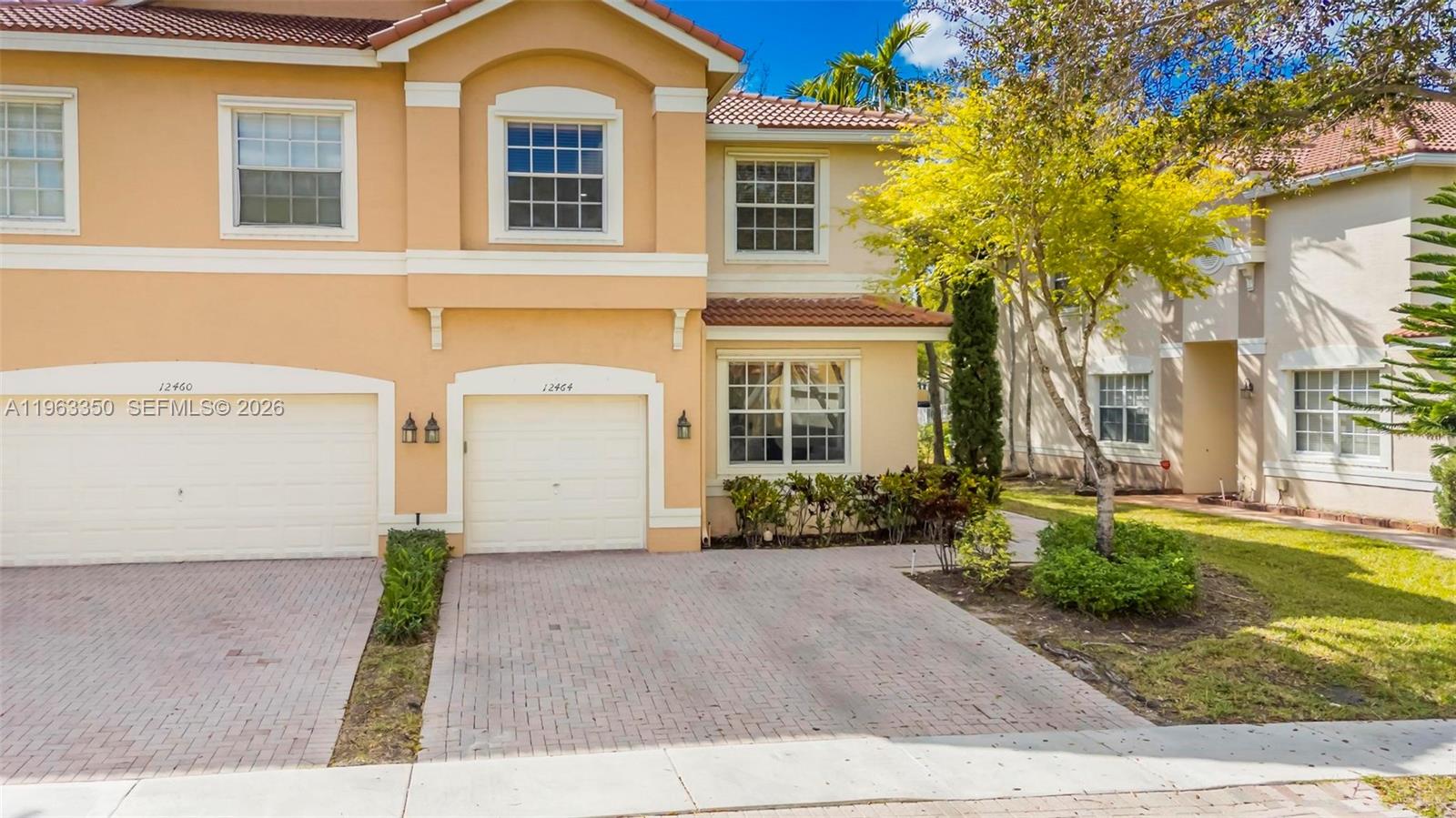 SILVER FALLS POD - Residential