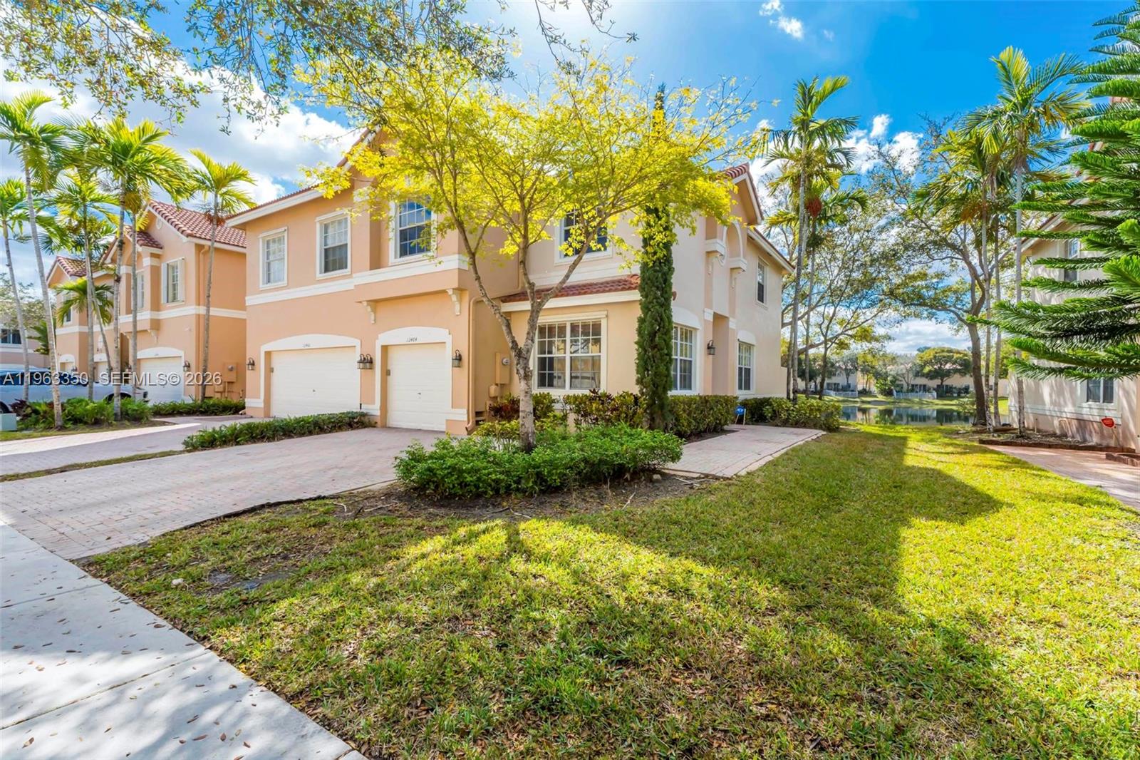 SILVER FALLS POD - Residential