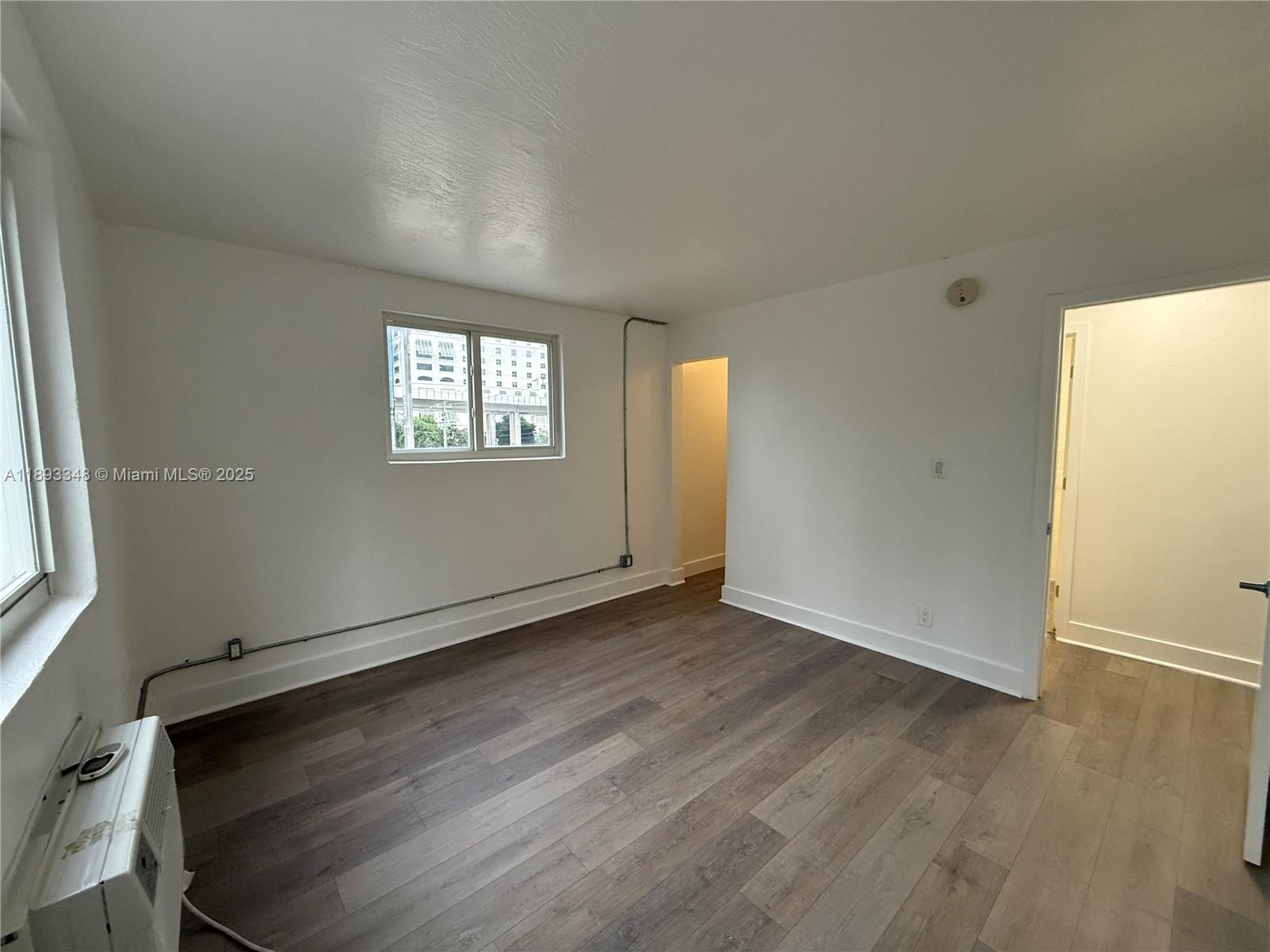 CITY OF MIAMI SOUTH - Residential Lease