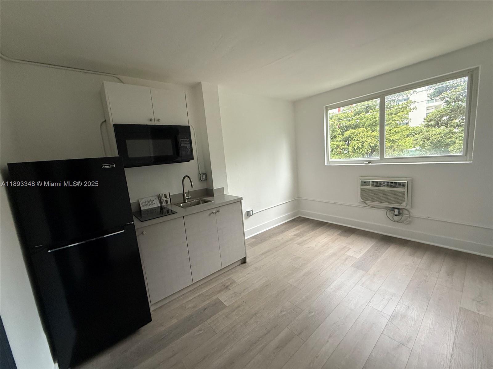 CITY OF MIAMI SOUTH - Residential Lease