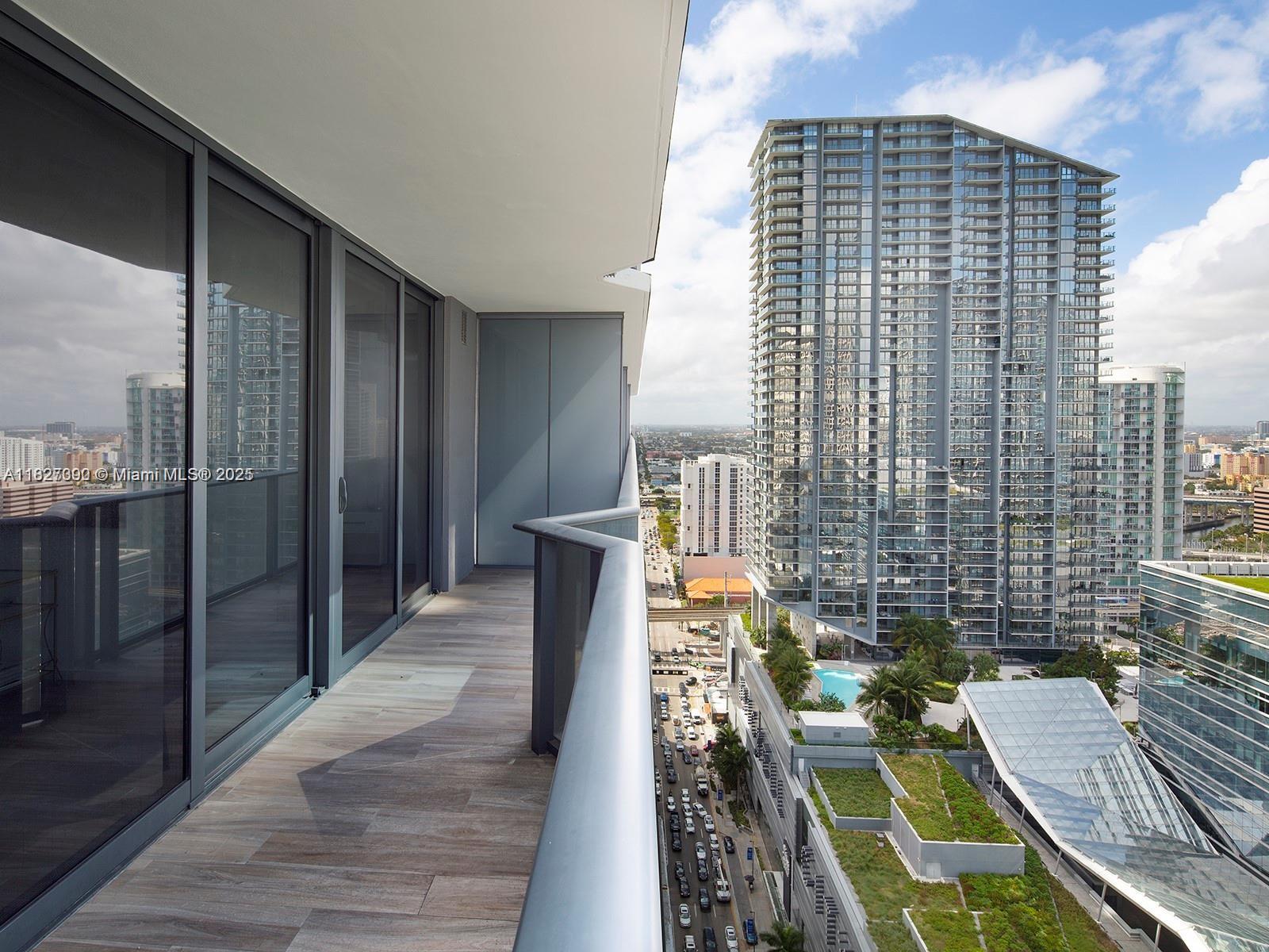 LUXURIOUS, SPACIOUS 1 BED + DEN AND 2 FULL BATHROOMS. Comes with Smart Home Technology, Italian cabinets, rain showers in master bathroom, murphy bed in den, and floor-to-ceiling walls leading to a spacious balcony provide a breathtaking view of Brickell City Centre. Amenities Include: 2 Pools, One on 9th Floor and Sky Pool on Rooftop, GYM, SPA, Rock Climbing Wall, Tennis Court, Basketball Court, Billiard Room, Social Room, Child Play Room, 24 HRS Concierge, Valet.
