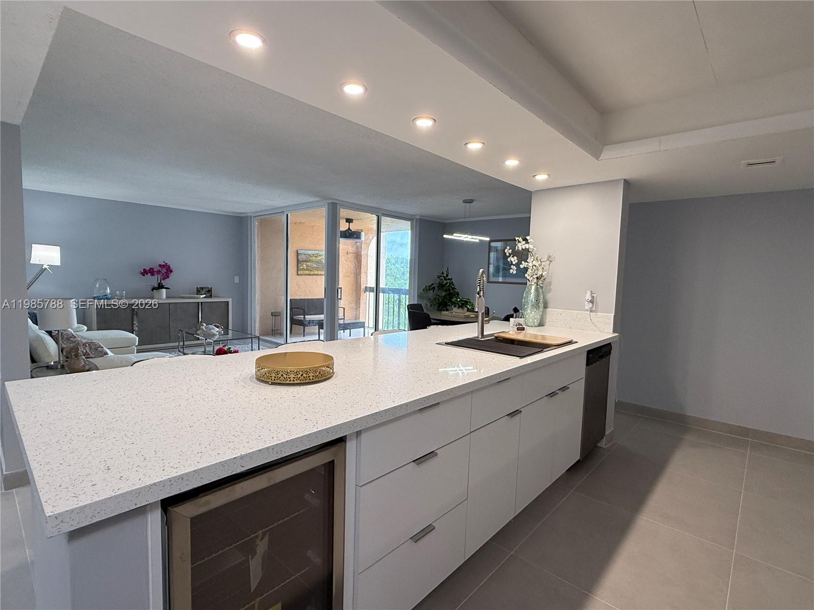 LAVERS DELRAY RACQUET CLU - Residential Lease