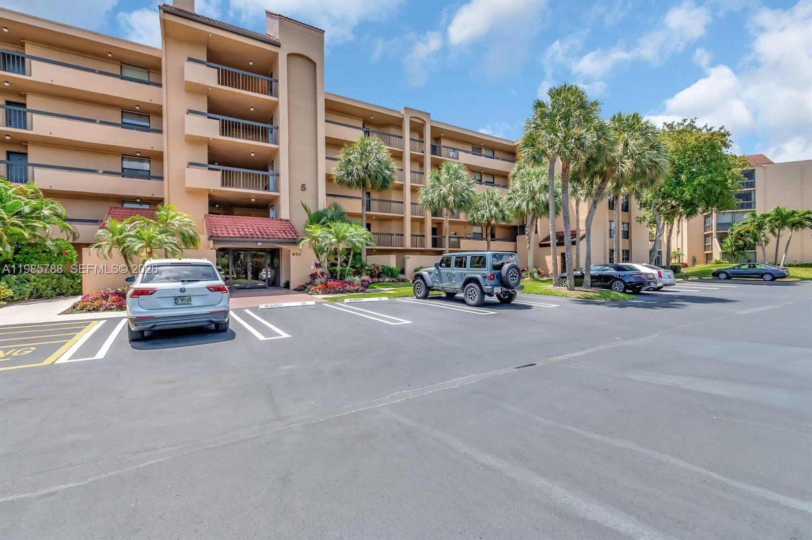 LAVERS DELRAY RACQUET CLU - Residential Lease