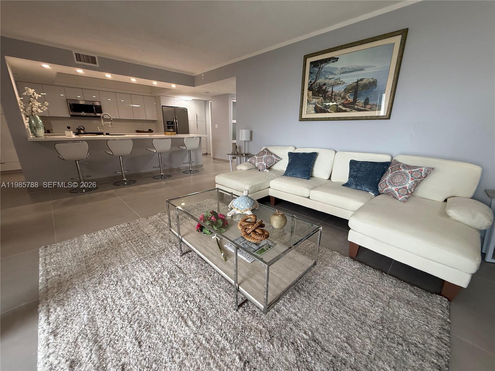 LAVERS DELRAY RACQUET CLU - Residential Lease