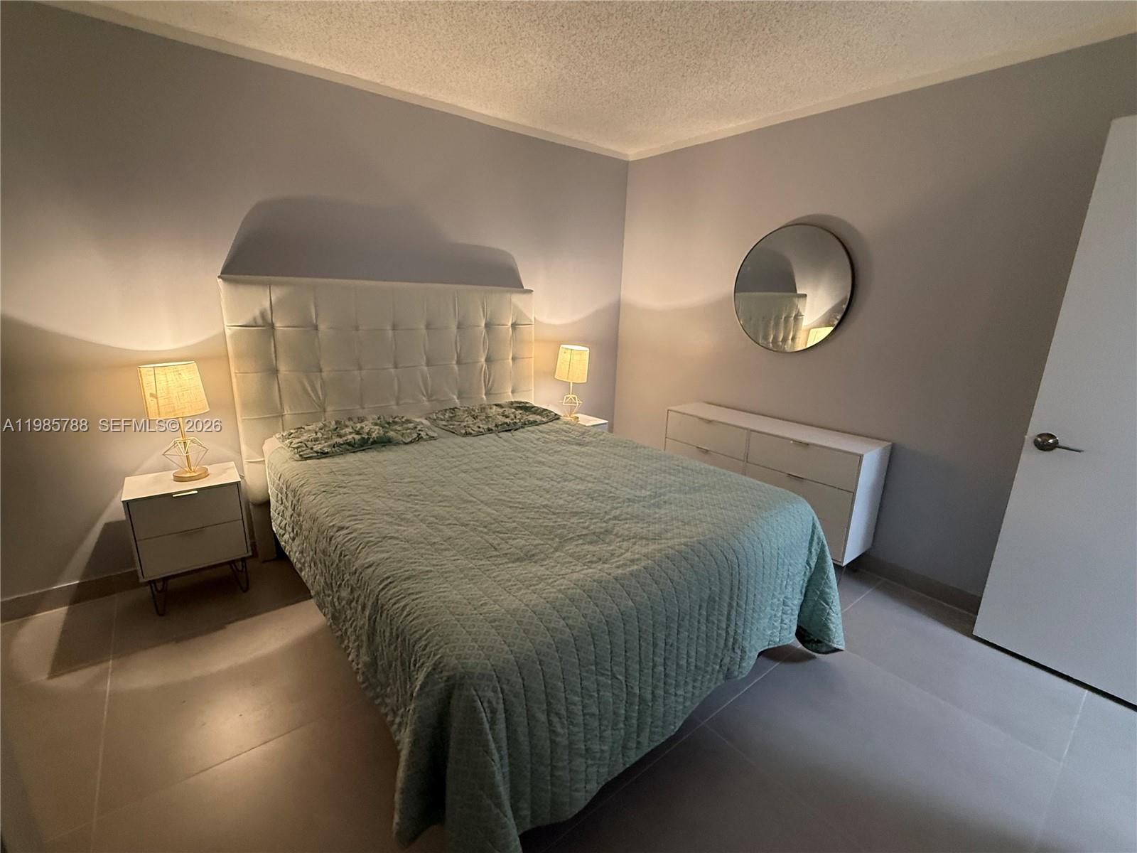 LAVERS DELRAY RACQUET CLU - Residential Lease