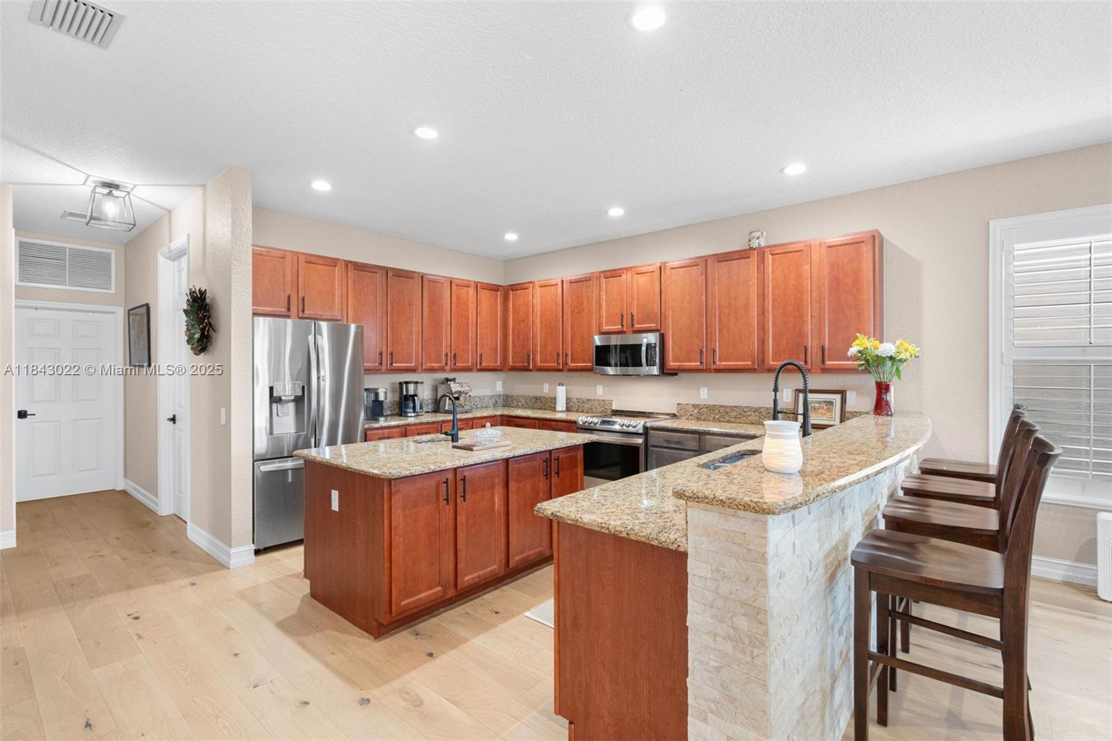 CANYON LAKES 6 - Residential