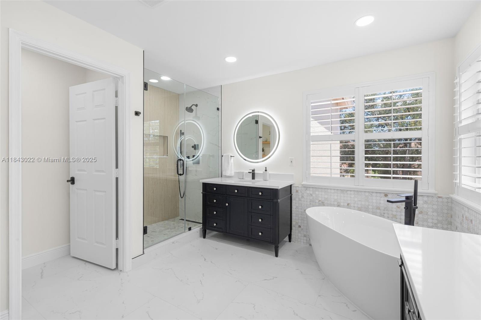 CANYON LAKES 6 - Residential