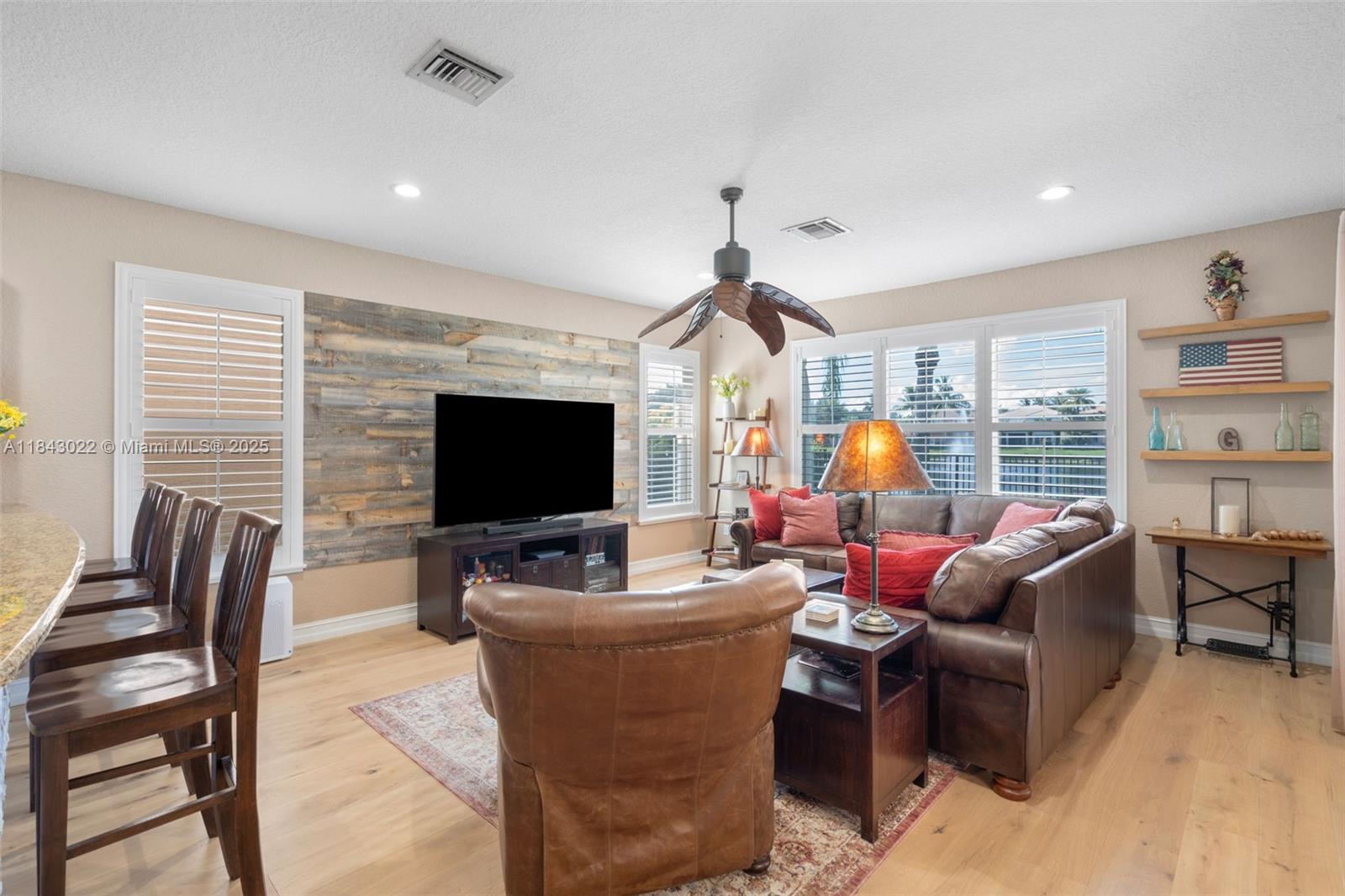 CANYON LAKES 6 - Residential