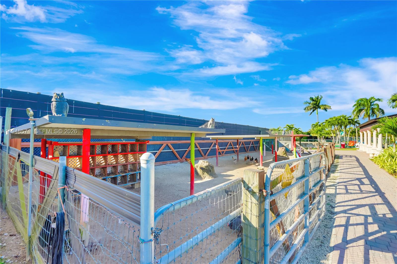 Redland - Commercial Sale