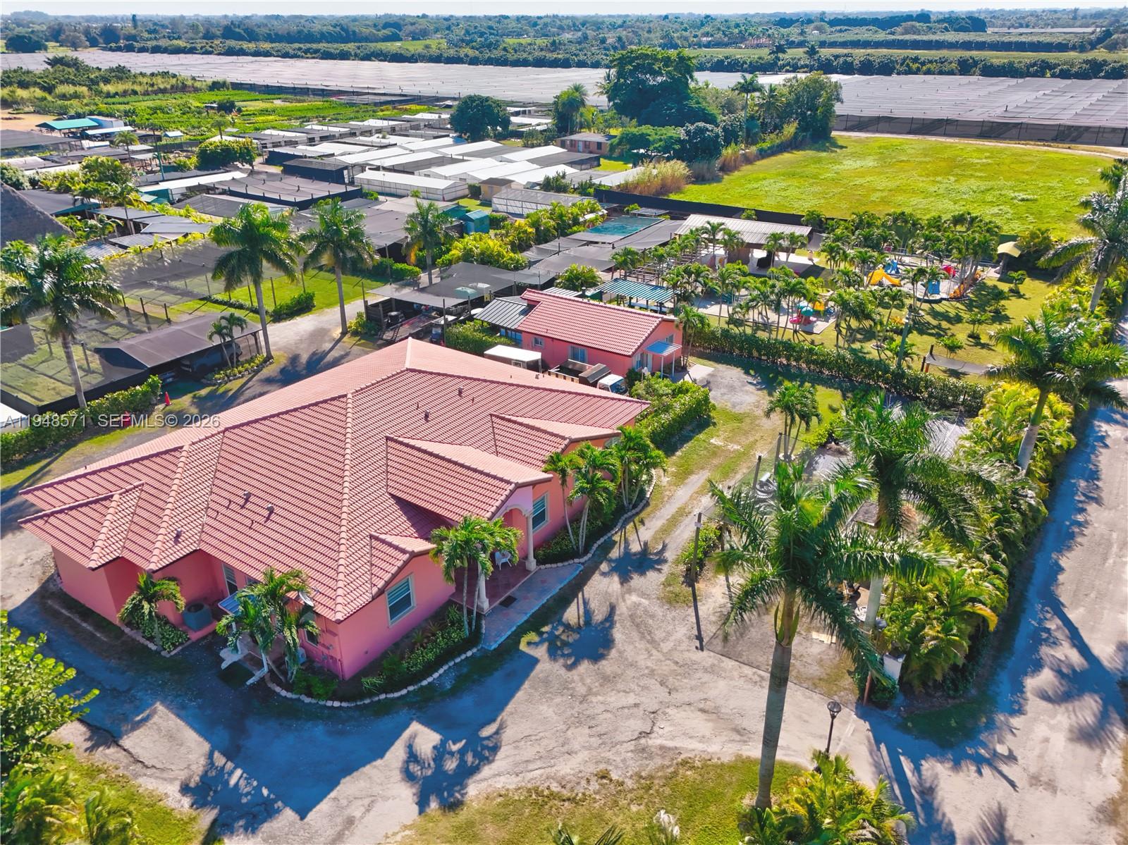 Redland - Commercial Sale